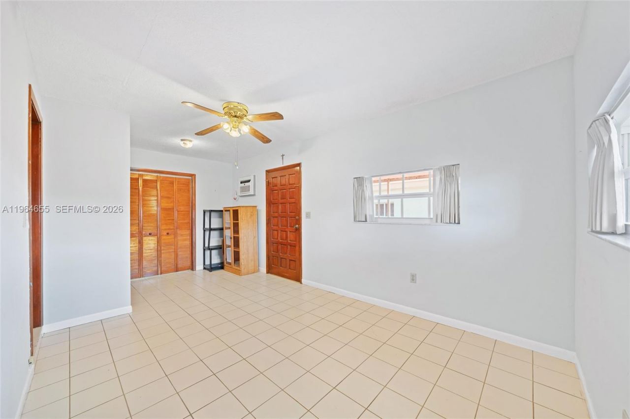 7110 SW 13th Ter, Miami, FL 33144 Photo