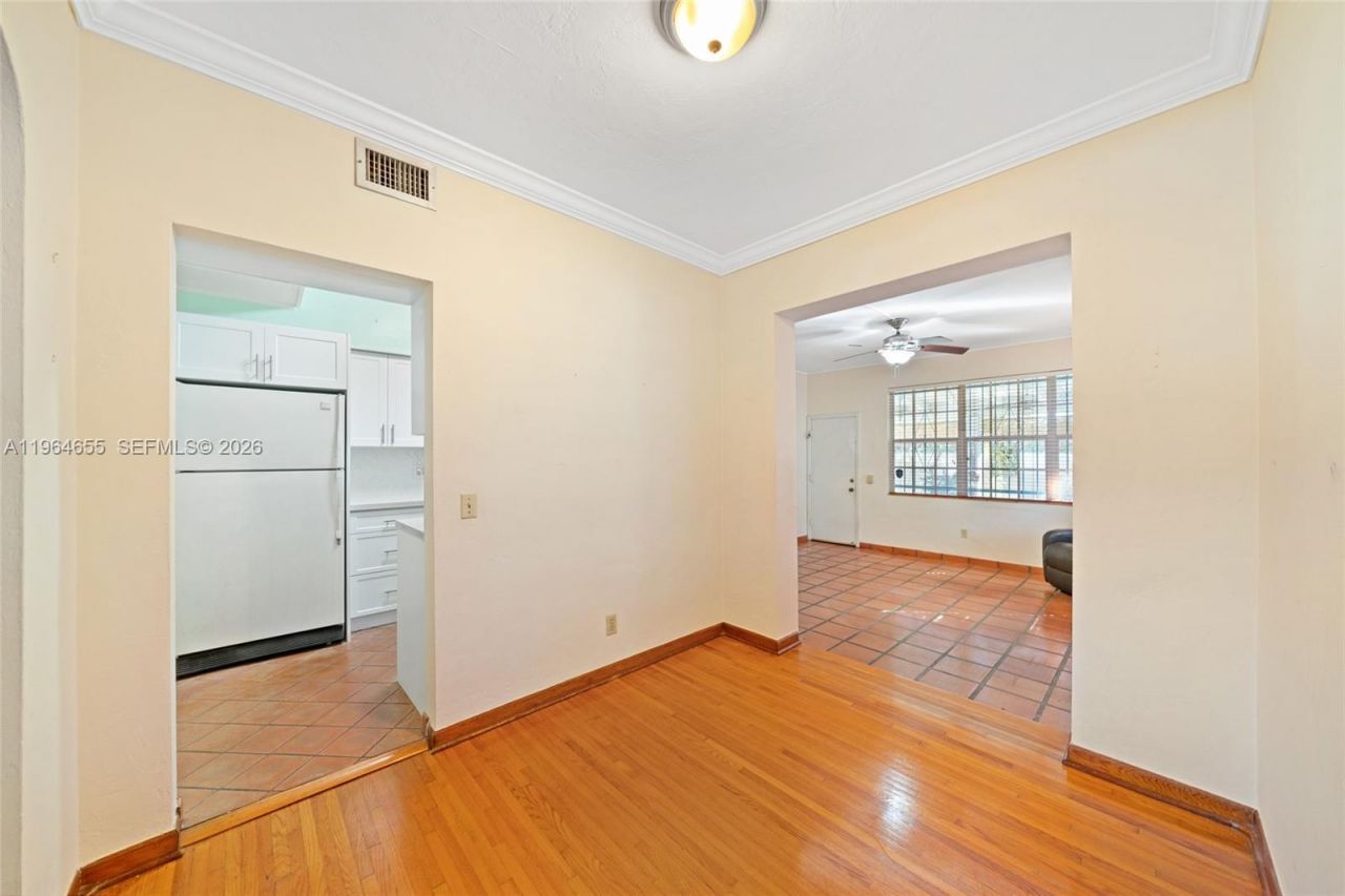 7110 SW 13th Ter, Miami, FL 33144 Photo