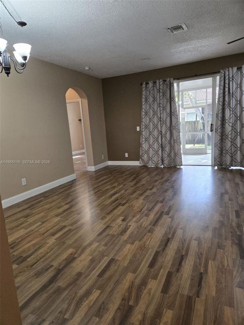 821 NW 130th Ave, Unit 821, Pembroke Pines, FL 33028 Photo