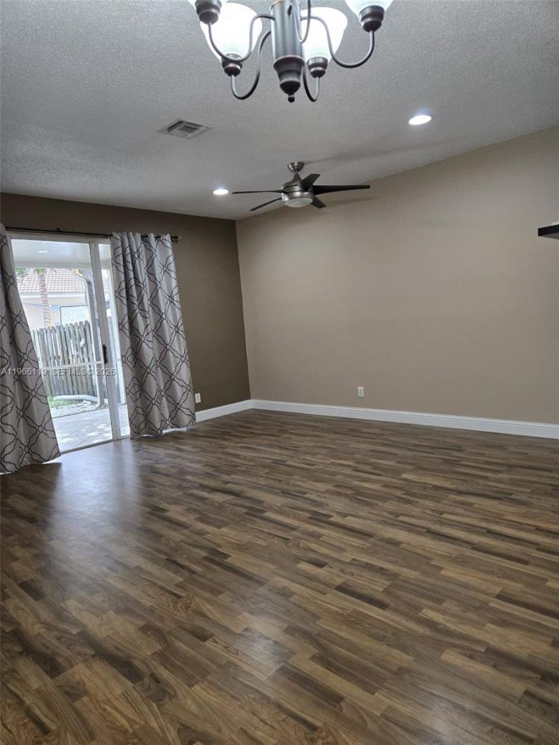 821 NW 130th Ave, Unit 821, Pembroke Pines, FL 33028 Photo