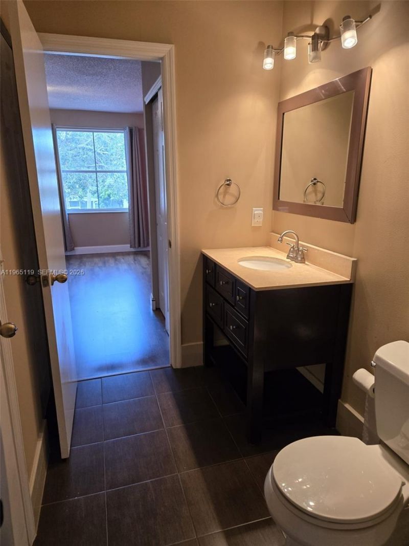 821 NW 130th Ave, Unit 821, Pembroke Pines, FL 33028 Photo