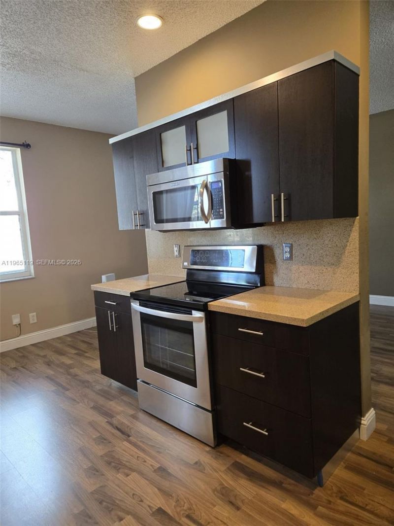 821 NW 130th Ave, Unit 821, Pembroke Pines, FL 33028 Photo