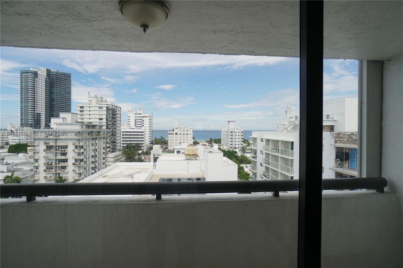 1775 Washington Ave , Unit 11C, Miami Beach, FL 33139 Photo