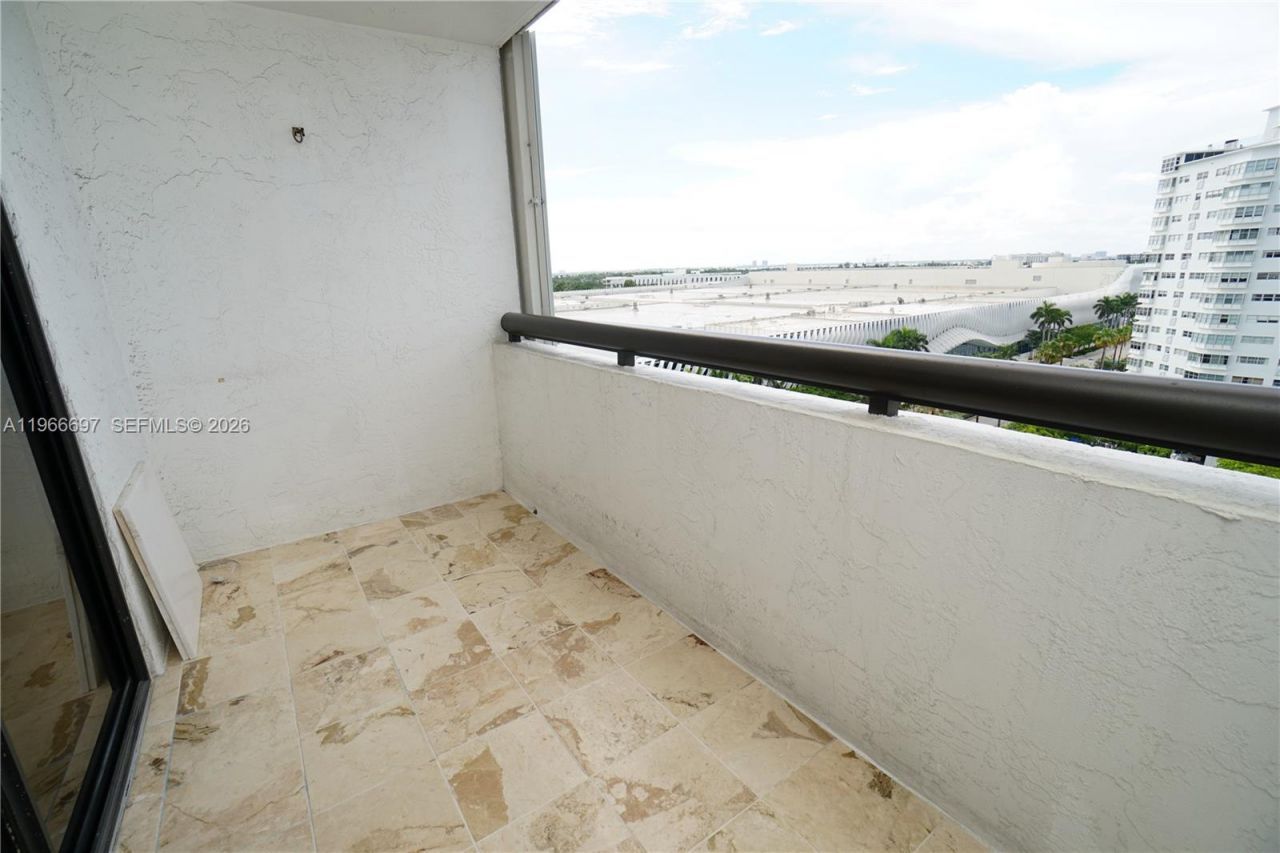 1775 Washington Ave , Unit 11C, Miami Beach, FL 33139 Photo