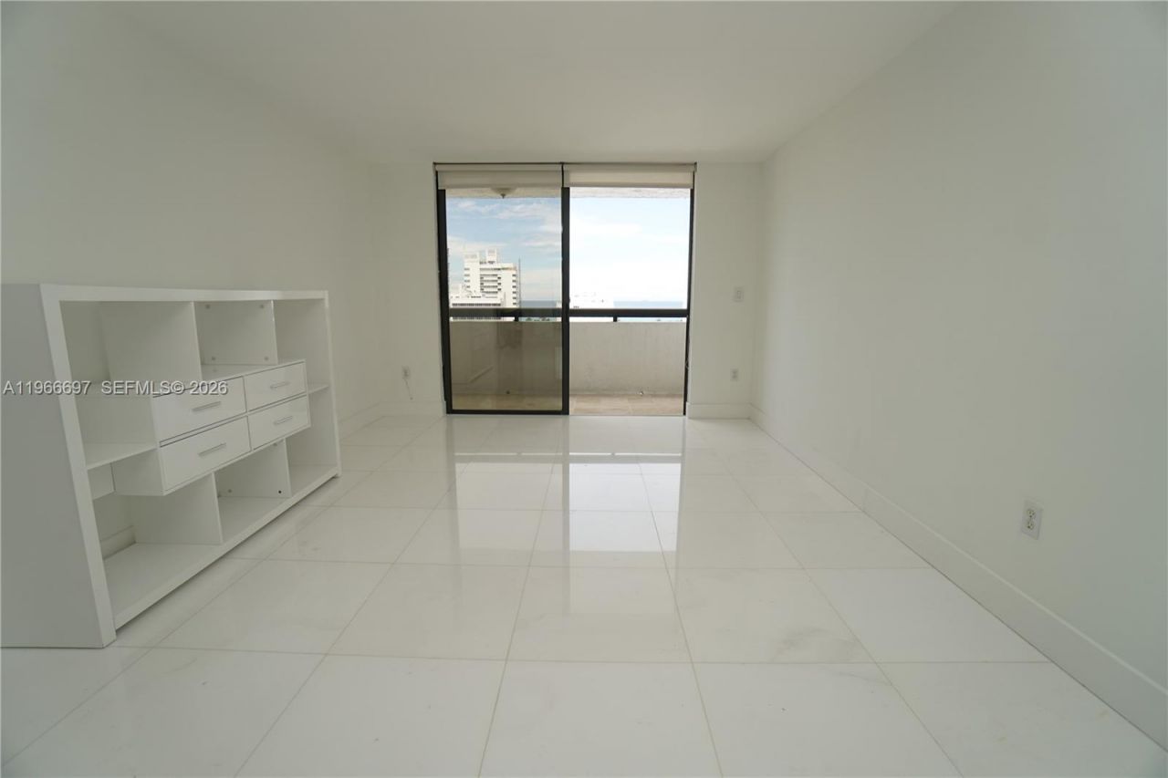 1775 Washington Ave , Unit 11C, Miami Beach, FL 33139 Photo