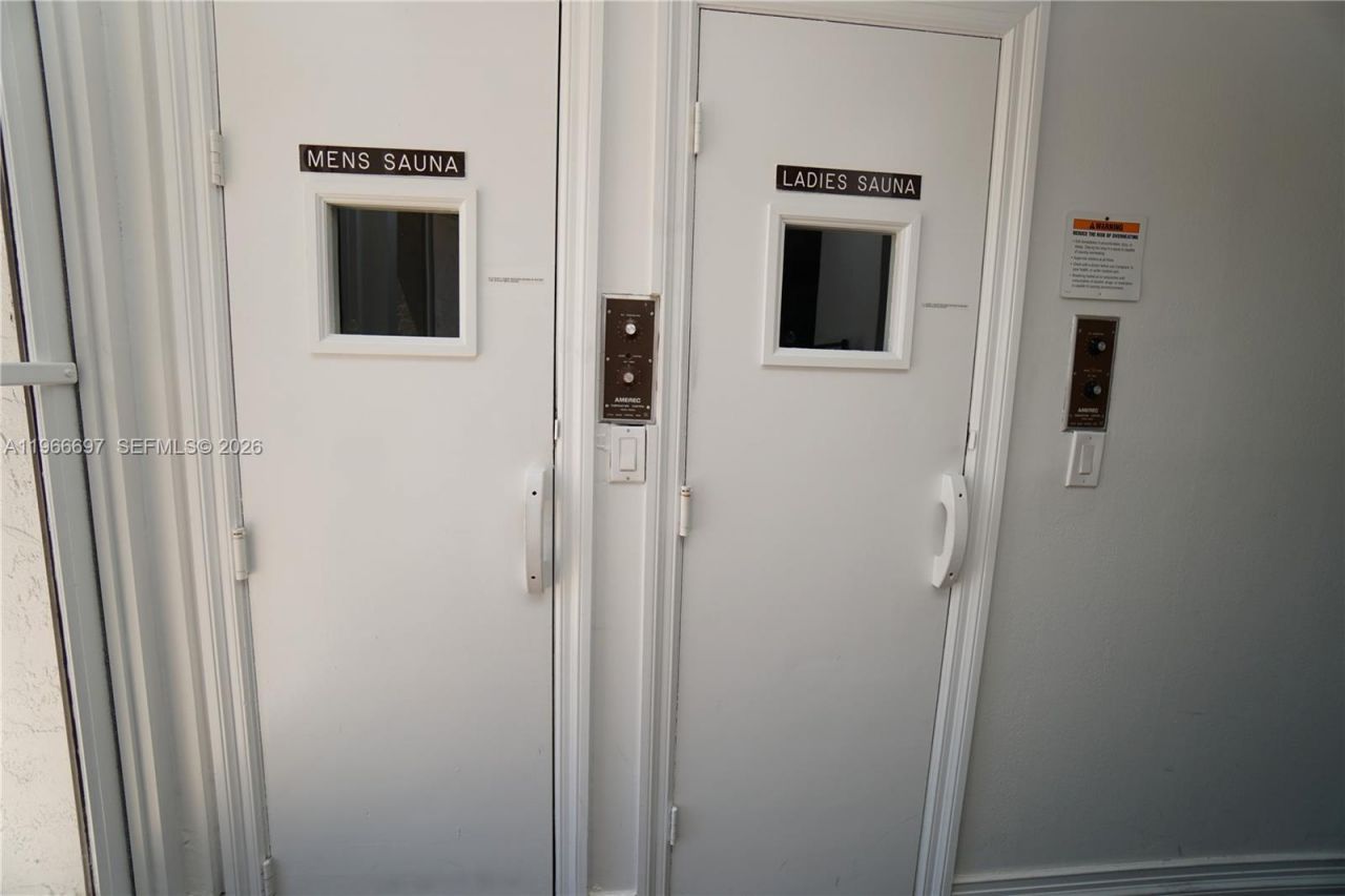 1775 Washington Ave , Unit 11C, Miami Beach, FL 33139 Photo