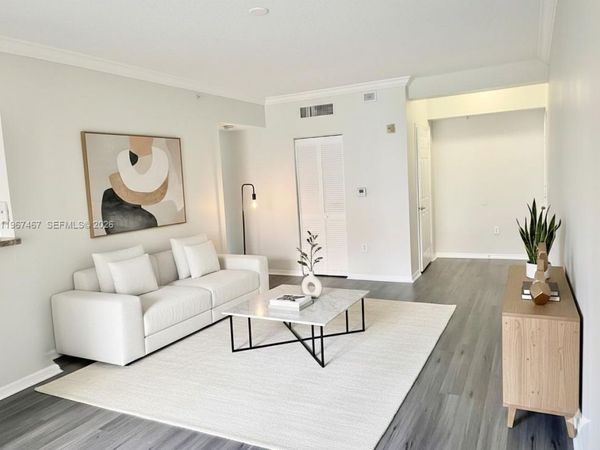 100 SW 117th Ter, Unit 2101, Pembroke Pines, FL 33025