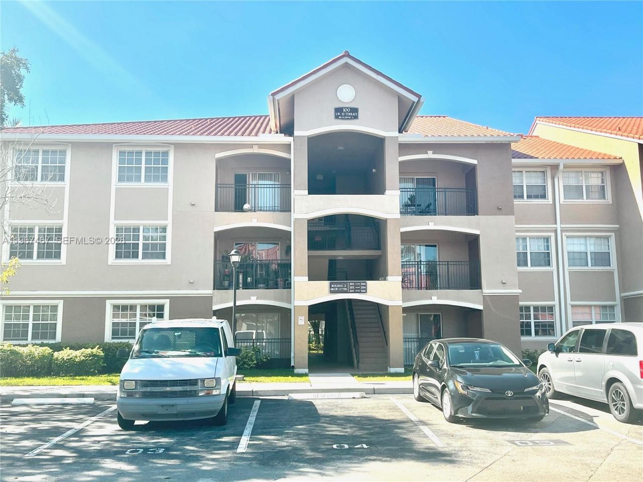 100 SW 117th Ter, Unit 2101, Pembroke Pines, FL 33025 Photo