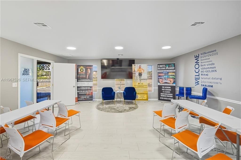 2080 Collier Avenue, Fort Myers, FL 33901 Photo