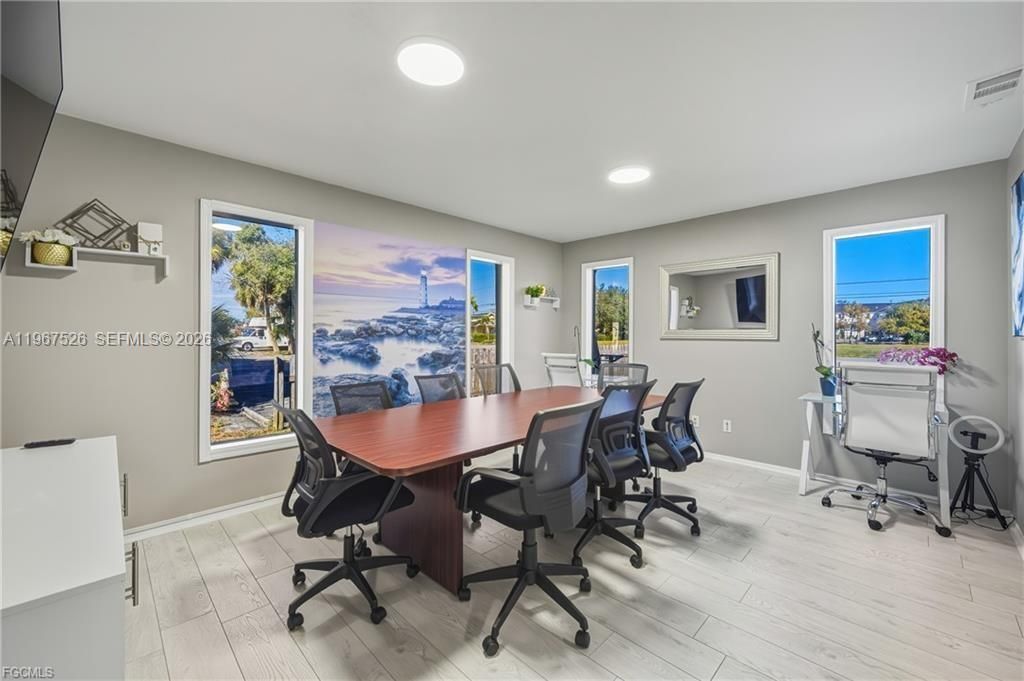 2080 Collier Avenue, Fort Myers, FL 33901 Photo