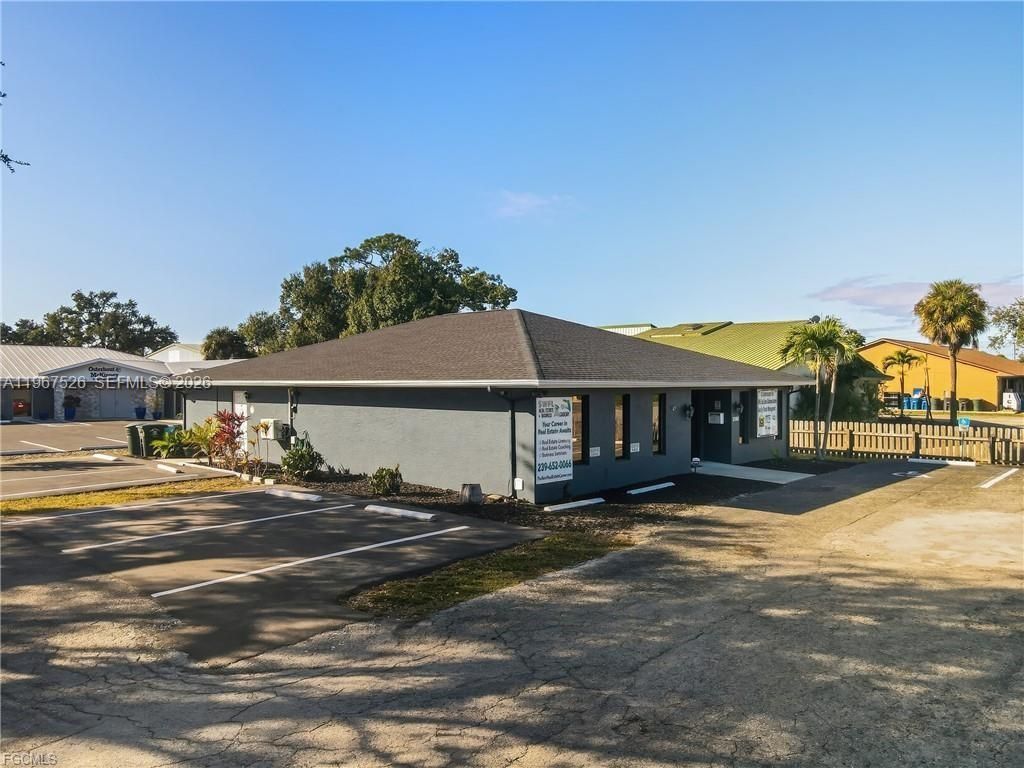 2080 Collier Avenue, Fort Myers, FL 33901 Photo