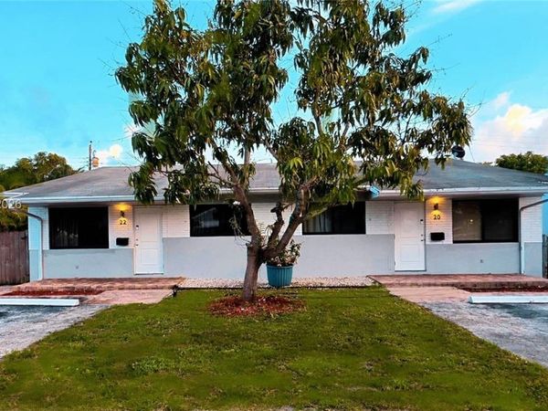 20 SE 12th St, Dania Beach, FL 33004