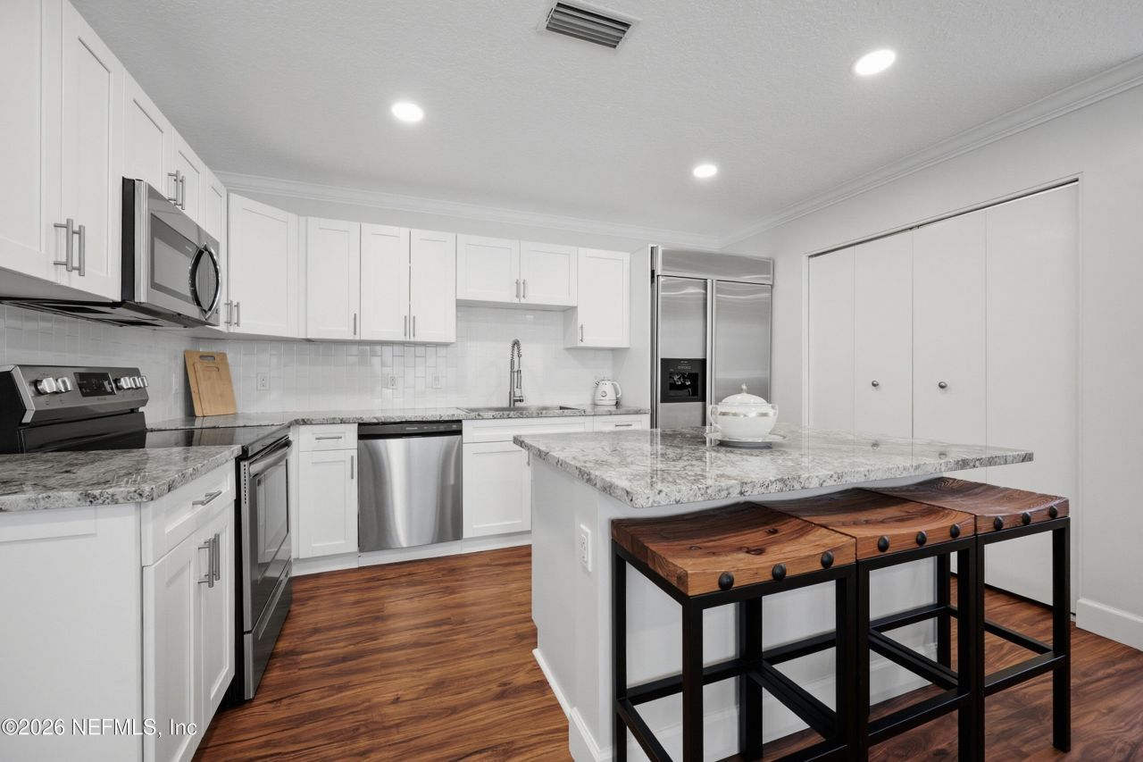 1370 Moss Creek Drive, Jacksonville, FL 32225 Photo