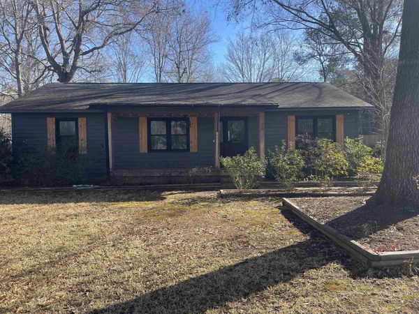 29 Cheyenne Rd., Myrtle Beach, SC 29588