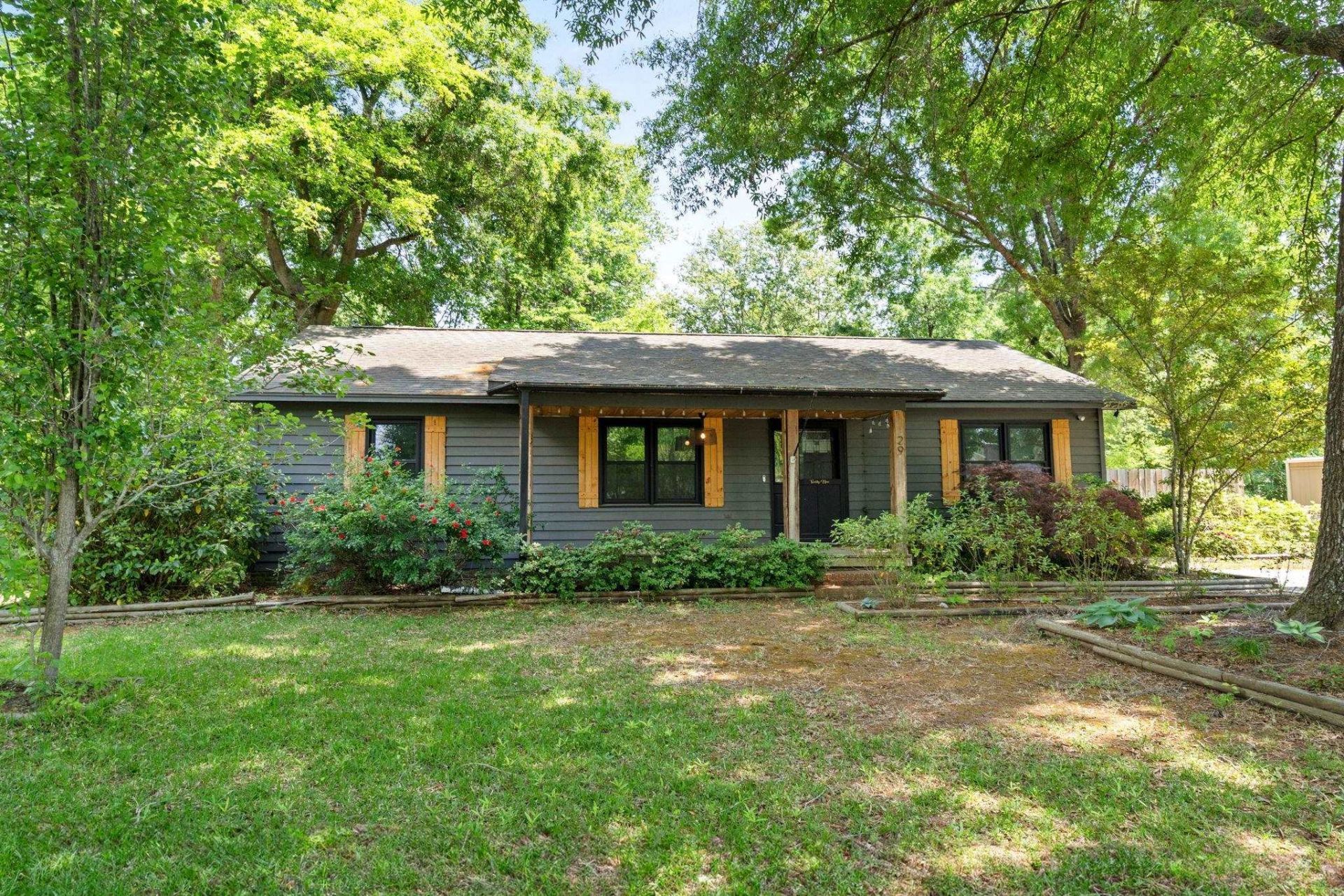 29 Cheyenne Rd. Photo 1