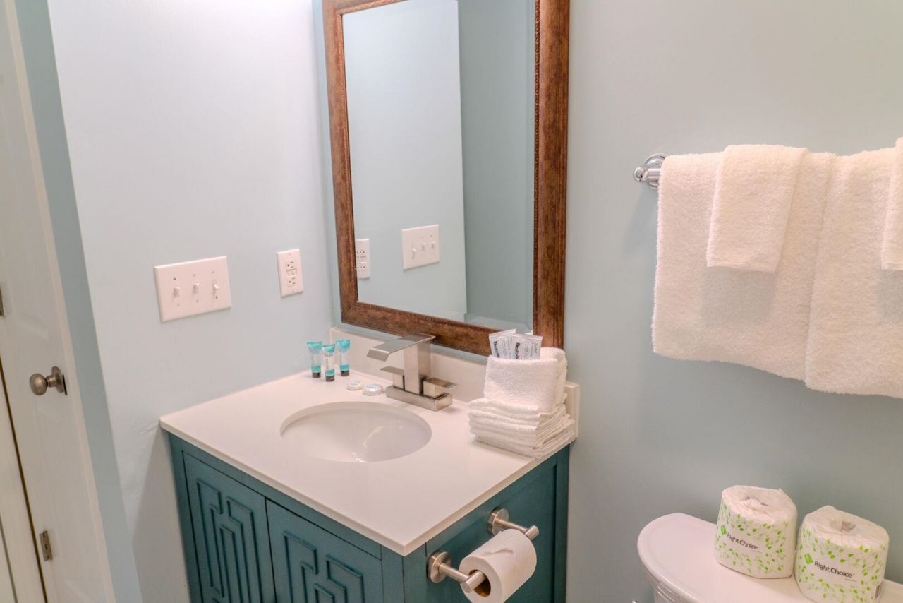 607 Waterway Village Blvd. Photo 19