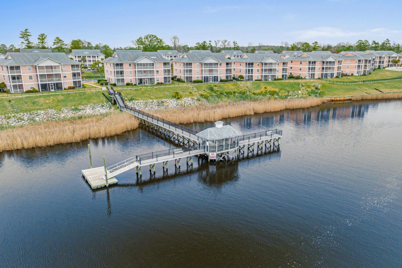 607 Waterway Village Blvd. Photo 39