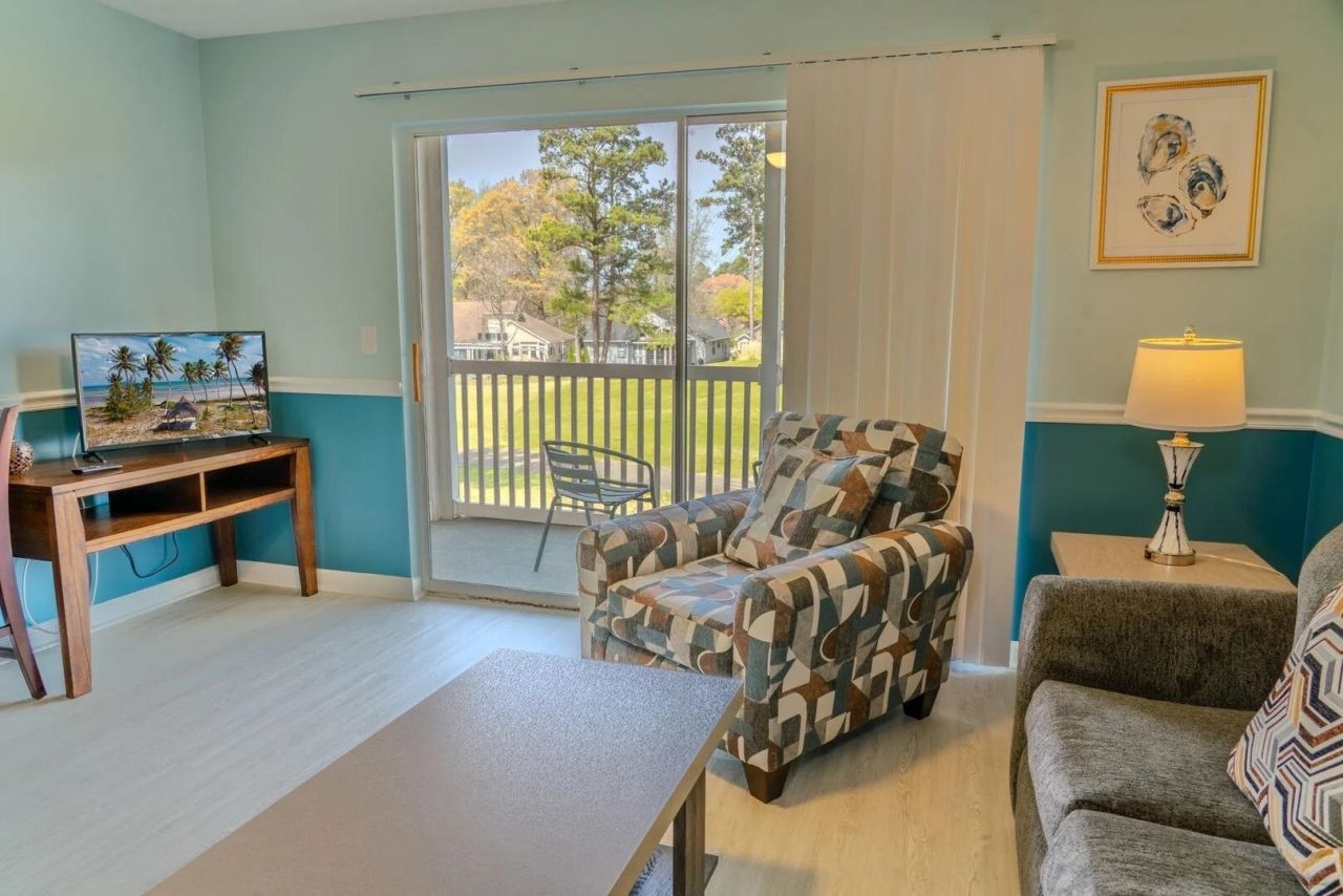 607 Waterway Village Blvd. Photo 6