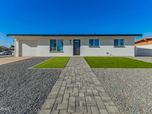 4936 W HIGHLAND Avenue W, Phoenix, AZ 85031