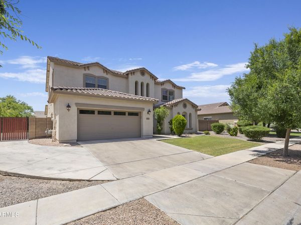 2723 E Courtney Street, Gilbert, AZ 85298