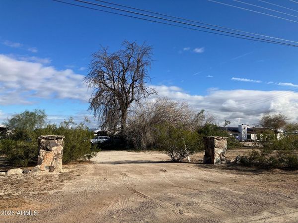 2138 E DESERT Lane, Unit 20, Phoenix, AZ 85042