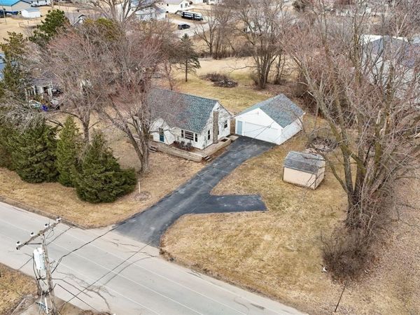 212 Swisher View Drive SW, Swisher, IA 52338