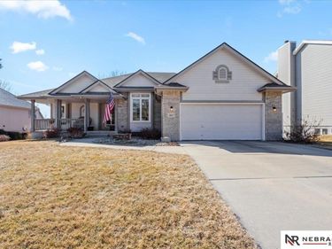 2107 Leigh Street, Papillion, NE 68133