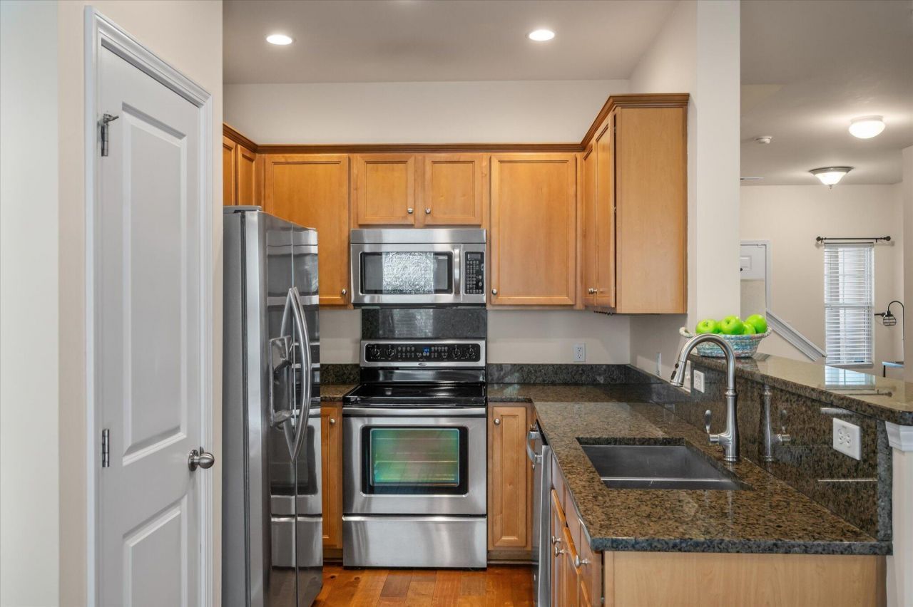 3308 Conservancy Lane Photo 14