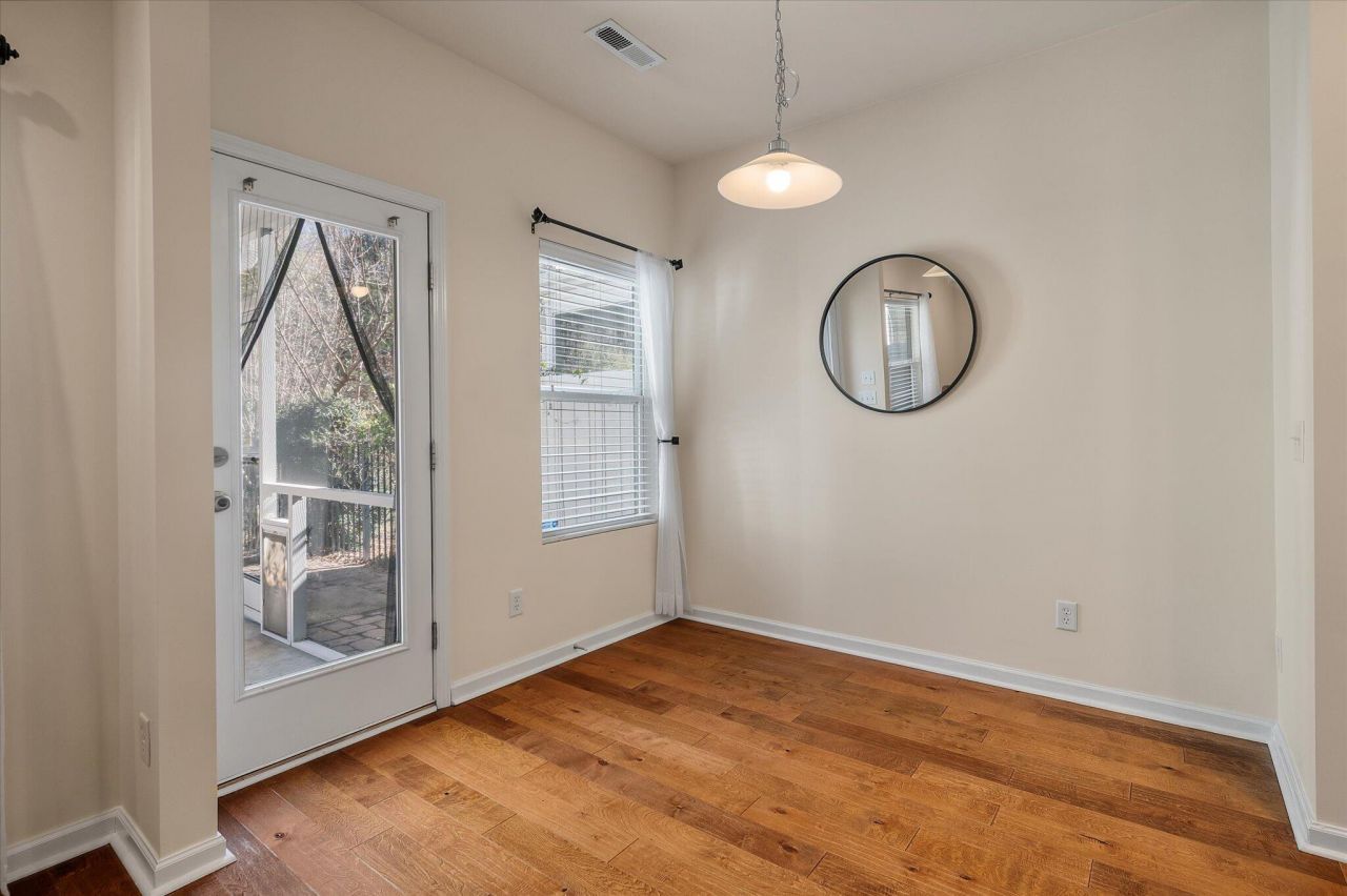 3308 Conservancy Lane Photo 17