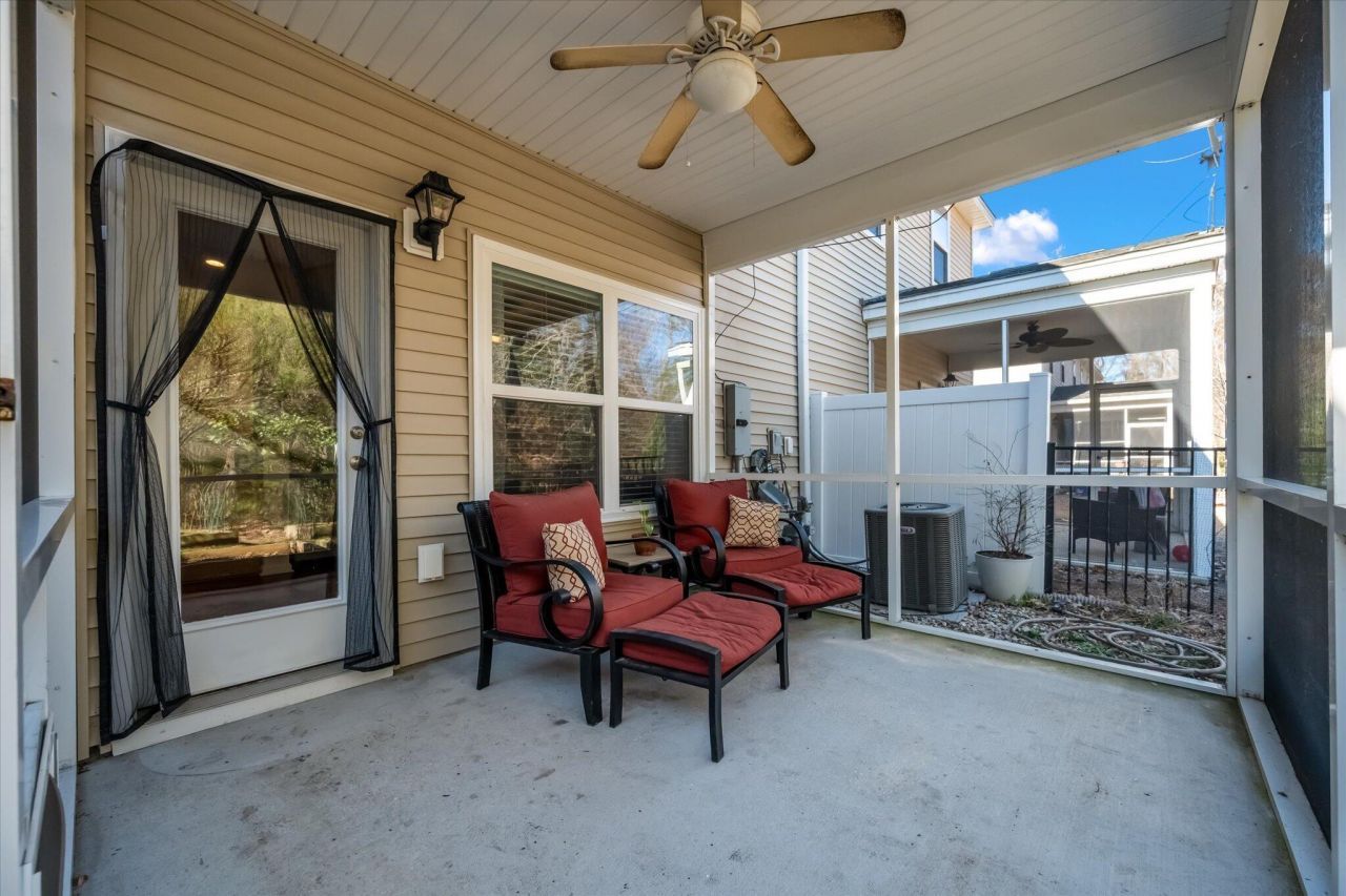 3308 Conservancy Lane Photo 29