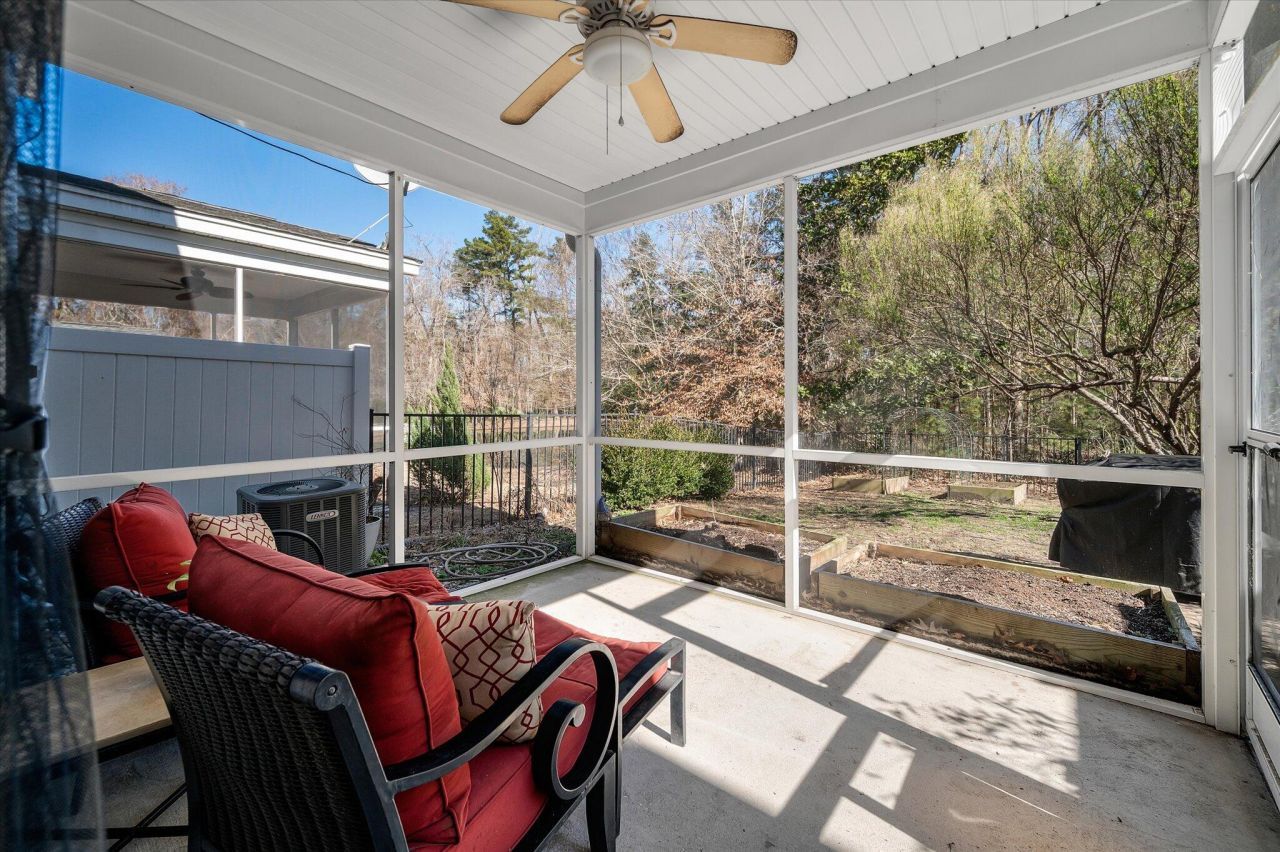 3308 Conservancy Lane Photo 34