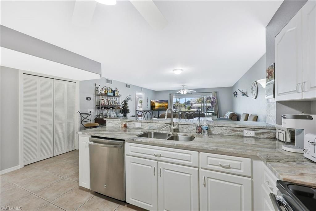 841 SW 47th Ter, Unit 103, Cape Coral, FL 33914 Photo