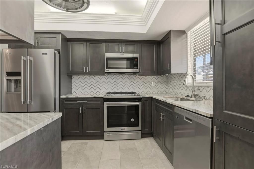 403 SE 43rd Ter, Unit 9, Cape Coral, FL 33904 Photo