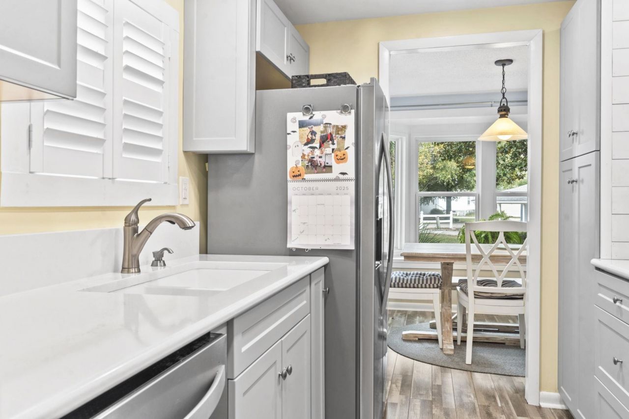 460 Fair Oaks Dr.  Photo 32