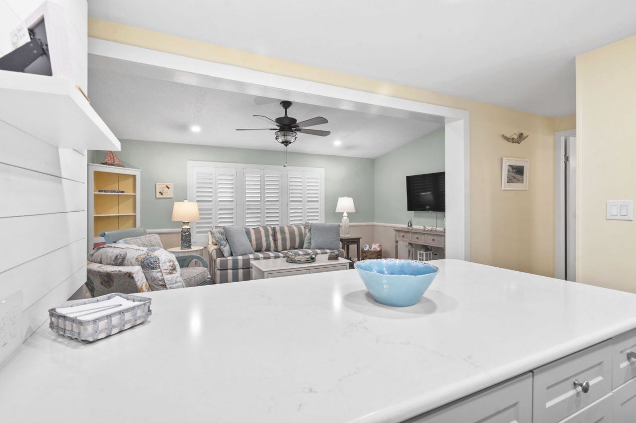 460 Fair Oaks Dr.  Photo 36