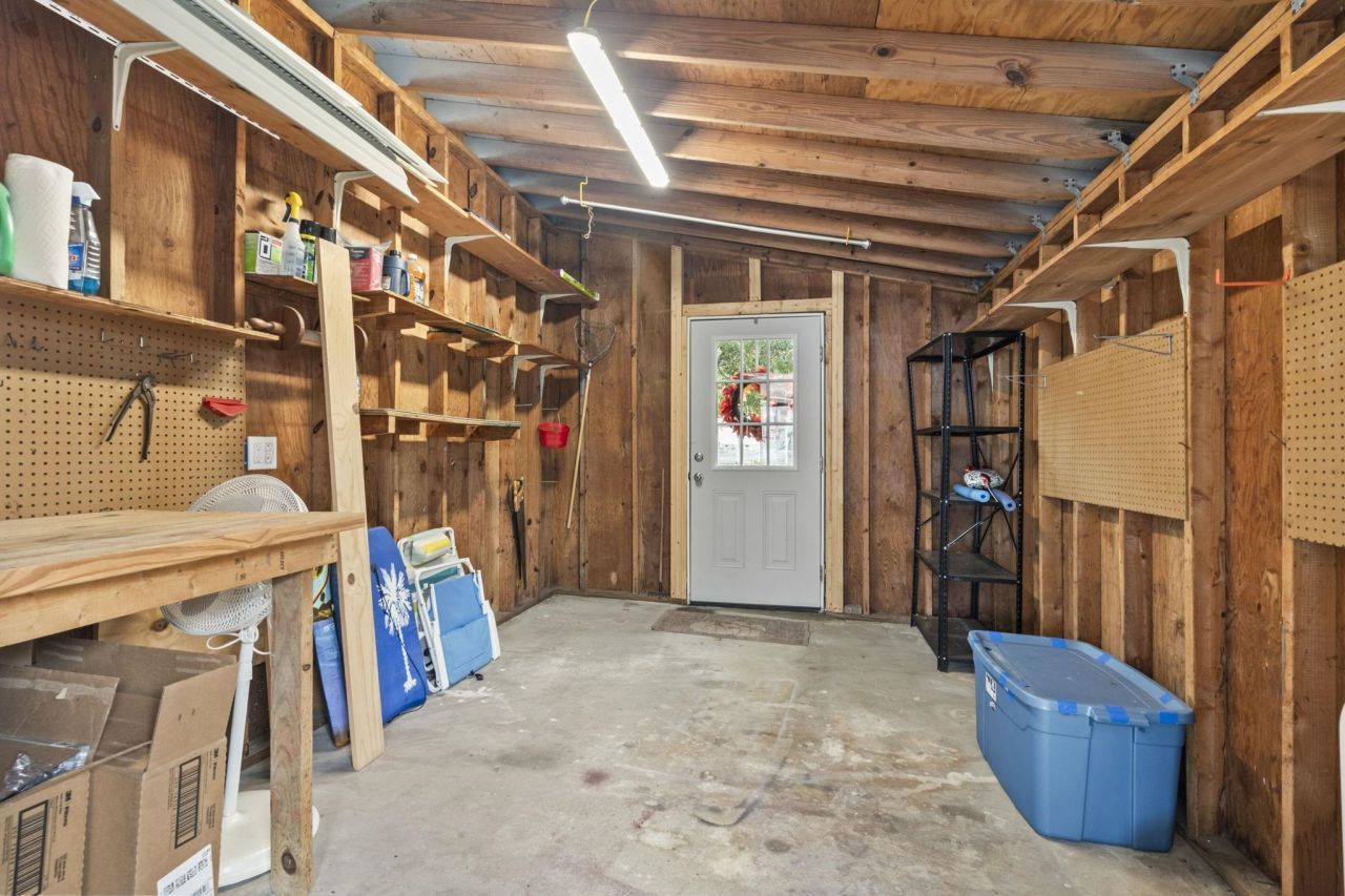 460 Fair Oaks Dr.  Photo 38