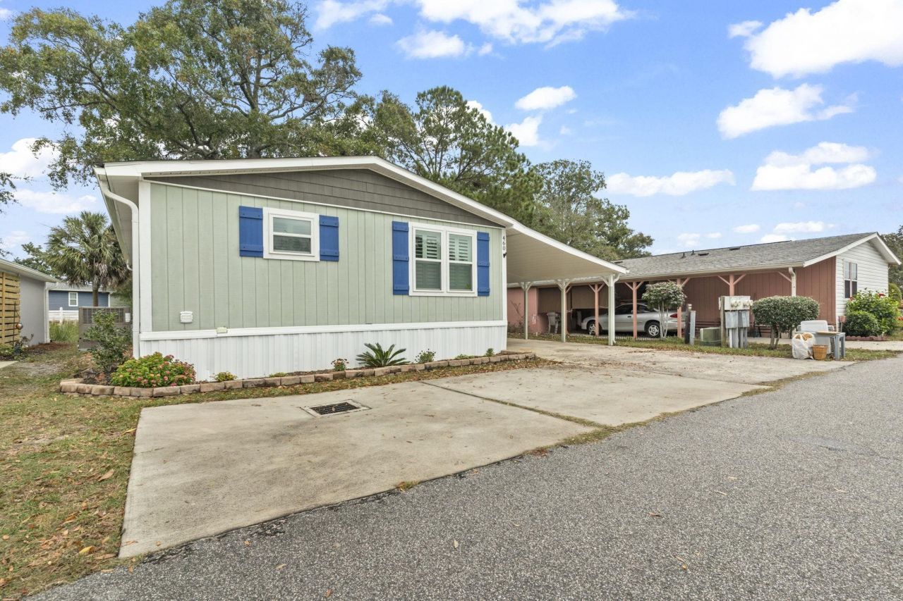 460 Fair Oaks Dr.  Photo 45