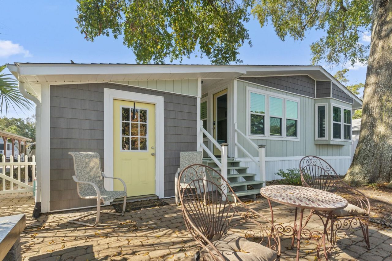 460 Fair Oaks Dr.  Photo 47