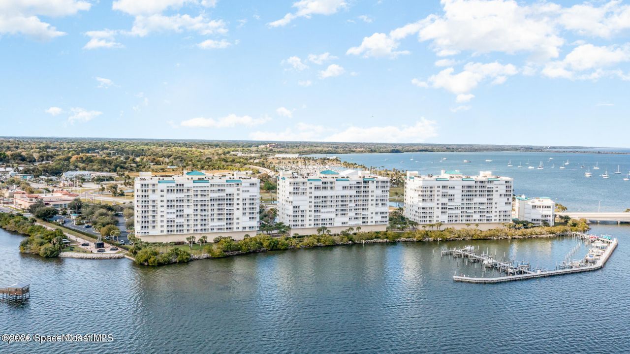 5 Indian River Avenue, Unit 901, Titusville, FL 32796 Photo