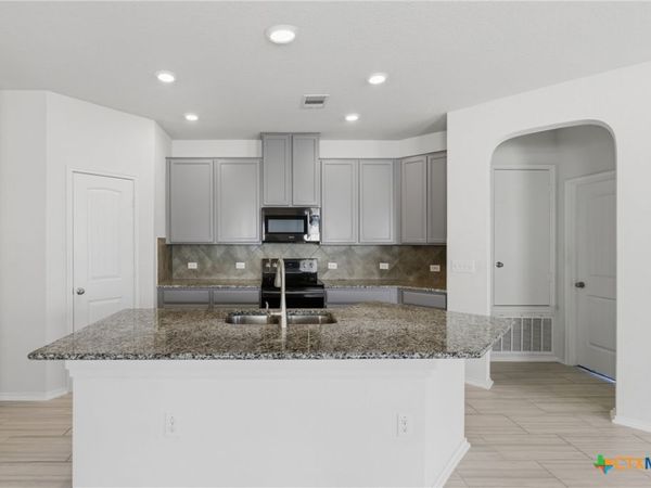 809 Screech Owl Drive, Pflugerville, TX 78660