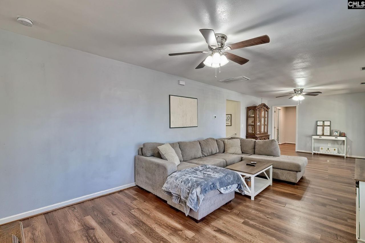 2503 Broad Street  Photo 11