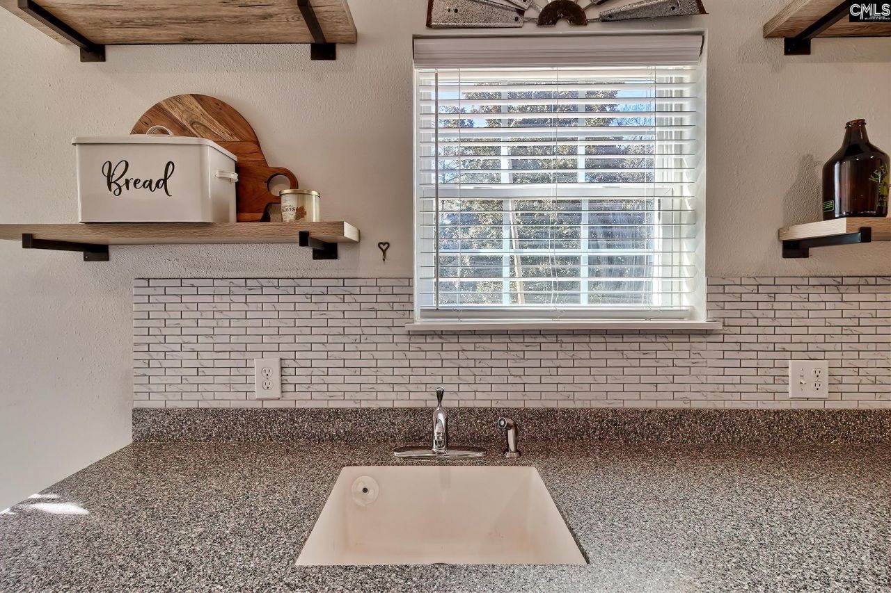 2503 Broad Street  Photo 19