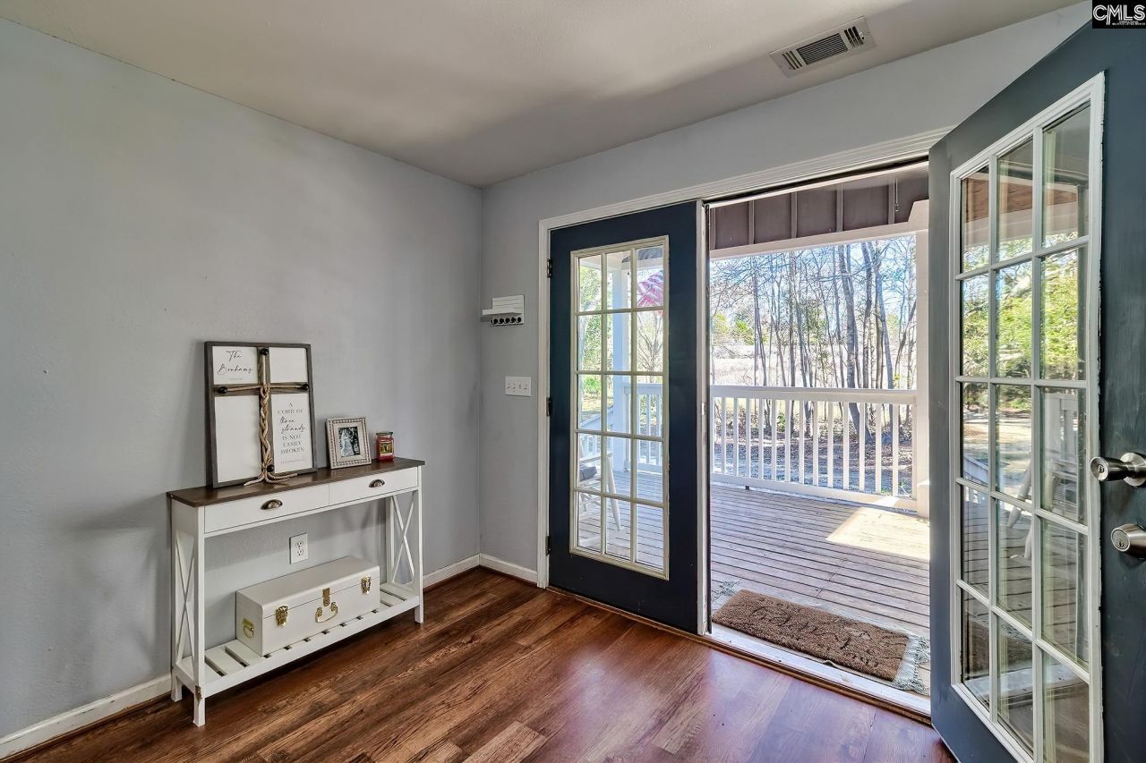 2503 Broad Street  Photo 7