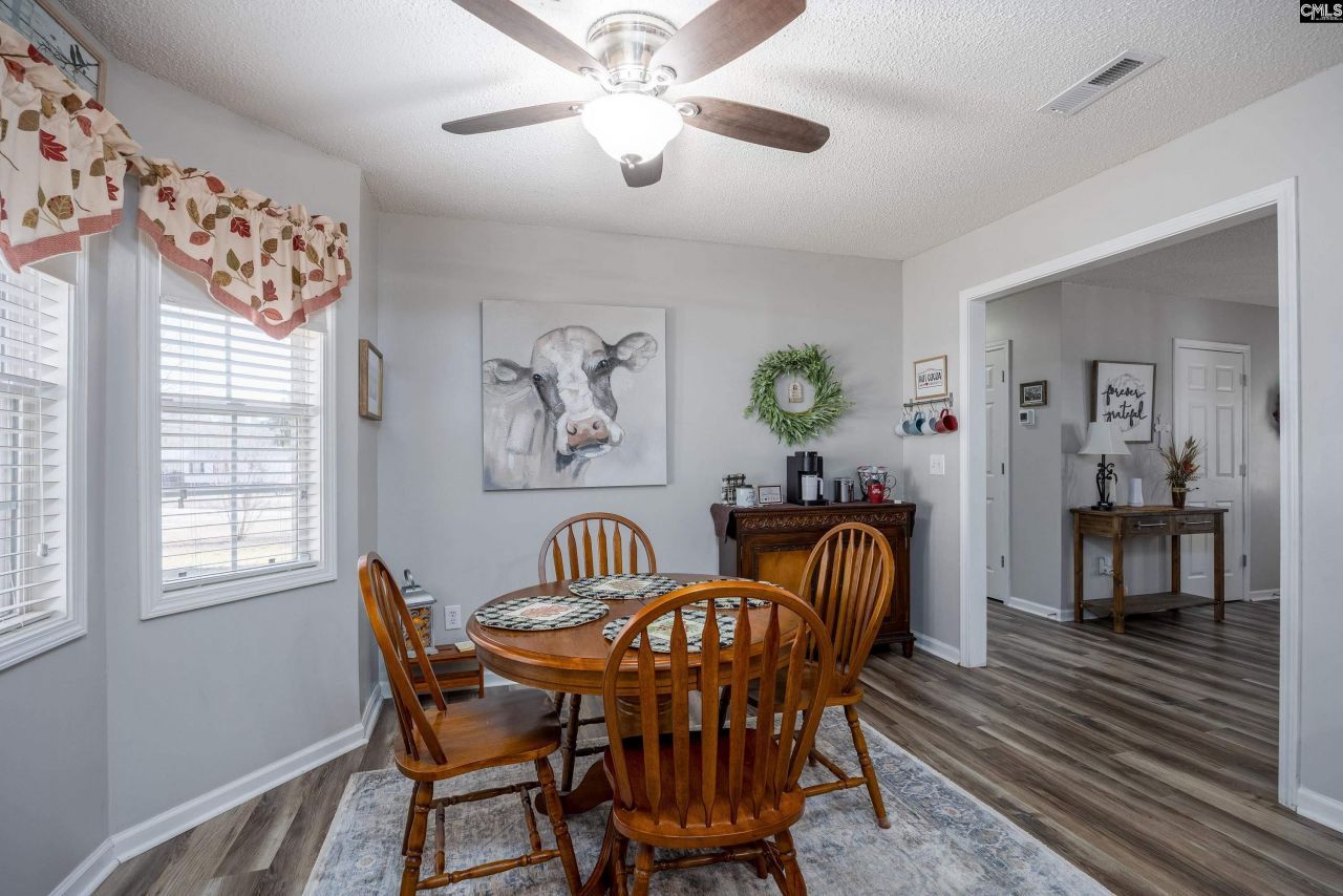 560 Eskie Dixon Road  Photo 13