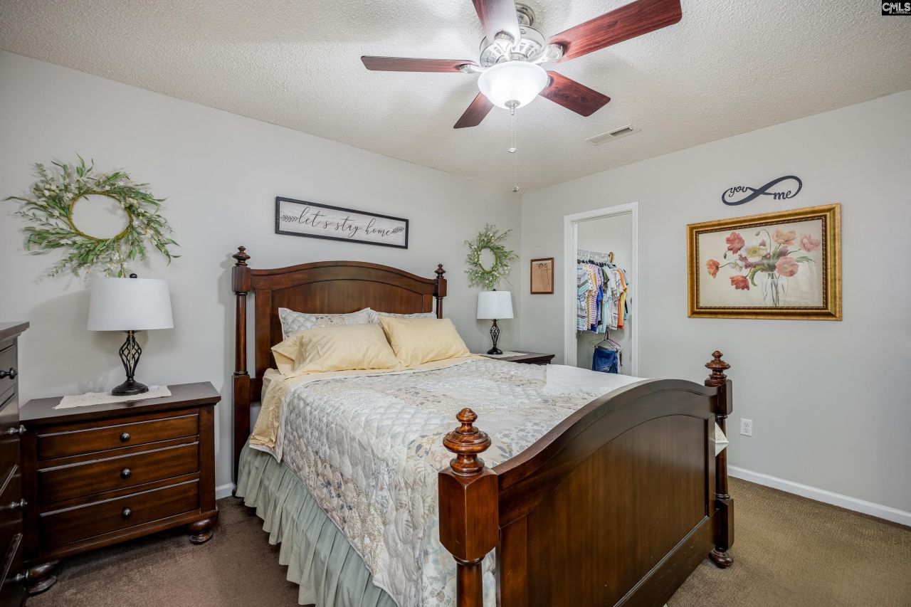 560 Eskie Dixon Road  Photo 22