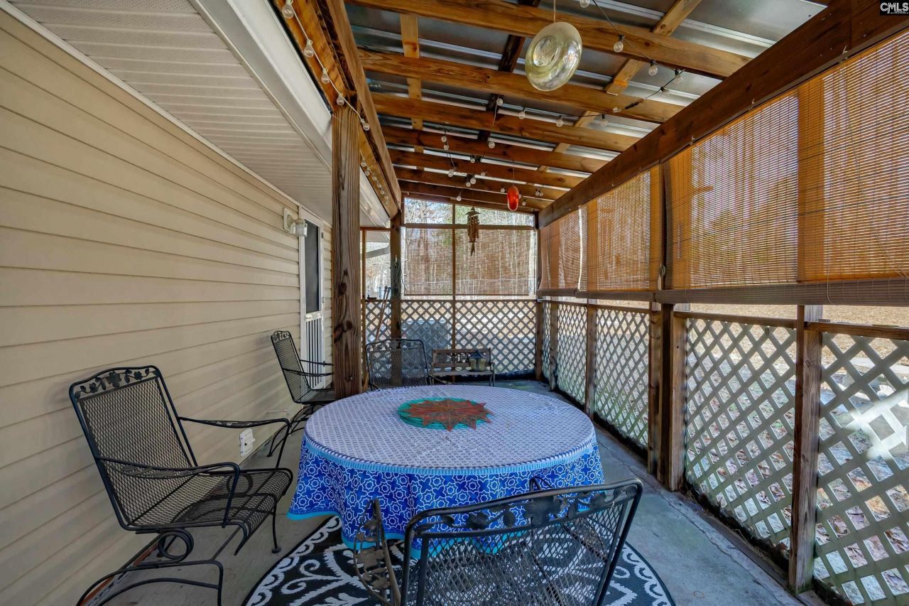 560 Eskie Dixon Road  Photo 35