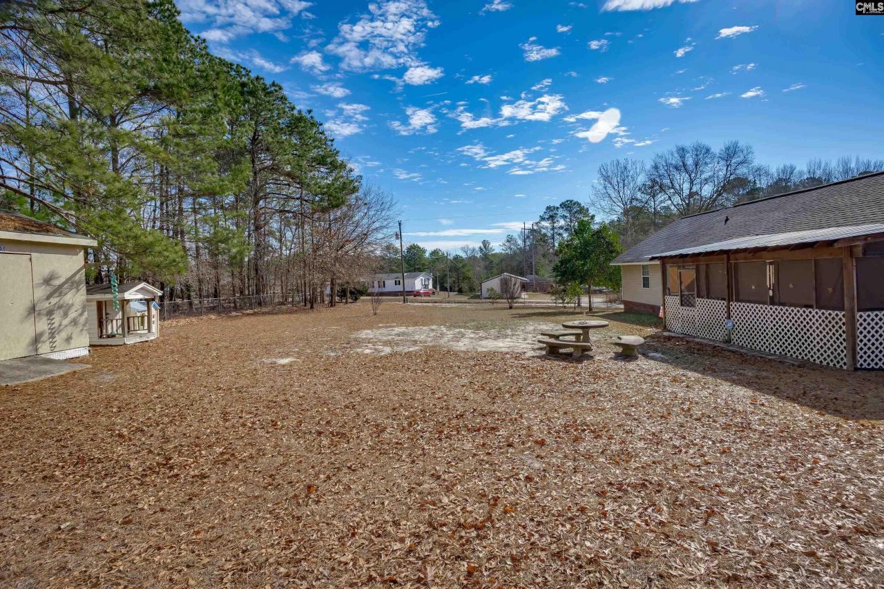 560 Eskie Dixon Road  Photo 41