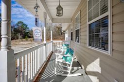 560 Eskie Dixon Road  photo 4