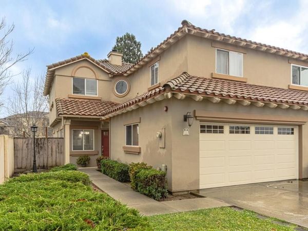 949 Nantucket Boulevard, Unit 1, Salinas, CA 93906