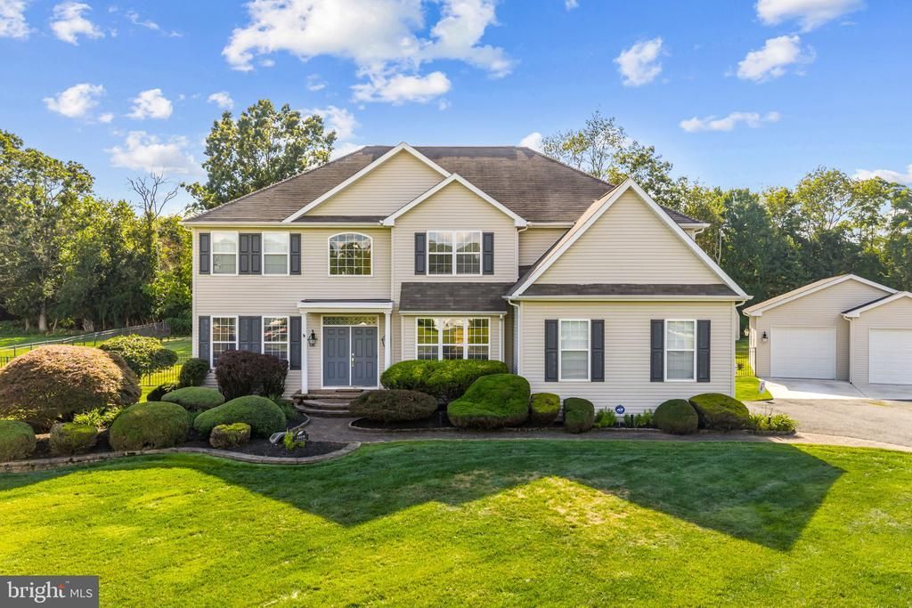 1919 Maria Elana Drive, Williamstown, NJ 08094 Main Photo